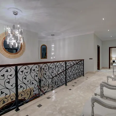 Villa Sotogrande ヴィラ ソトグランデ